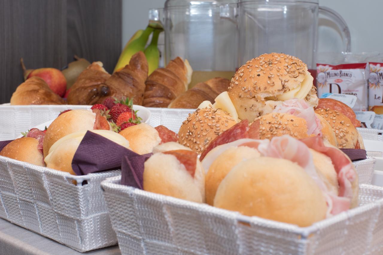 Bed & Breakfast Fantasie Romane Rom
